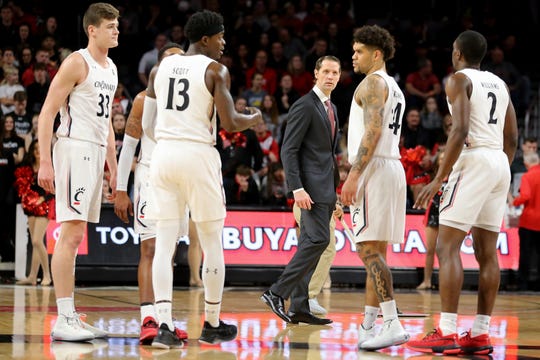 Cincinnati Bearcats vs. South Florida Bulls at Nippert Stadium